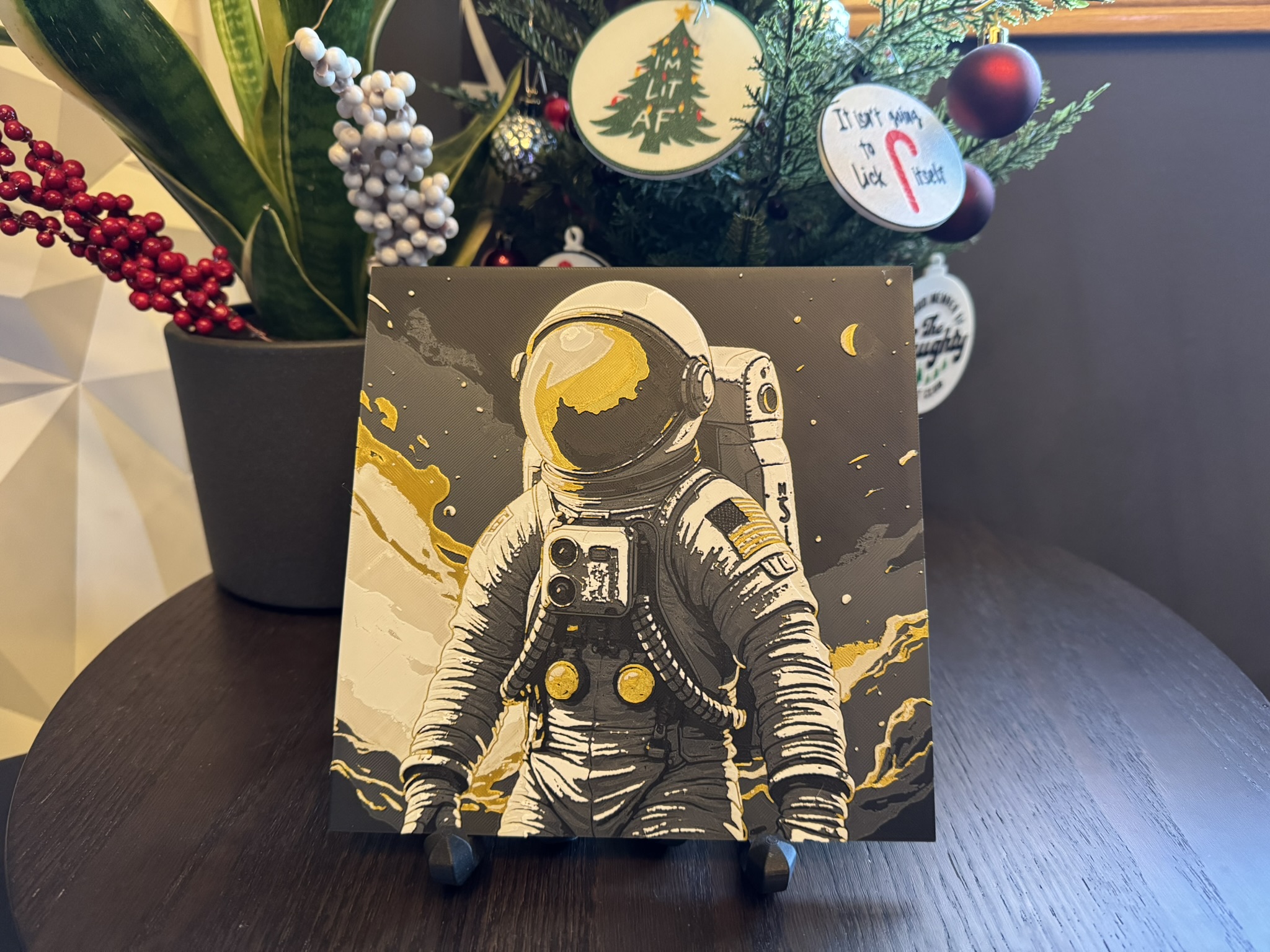 Astronaut in Space – HueForge Filament Painting